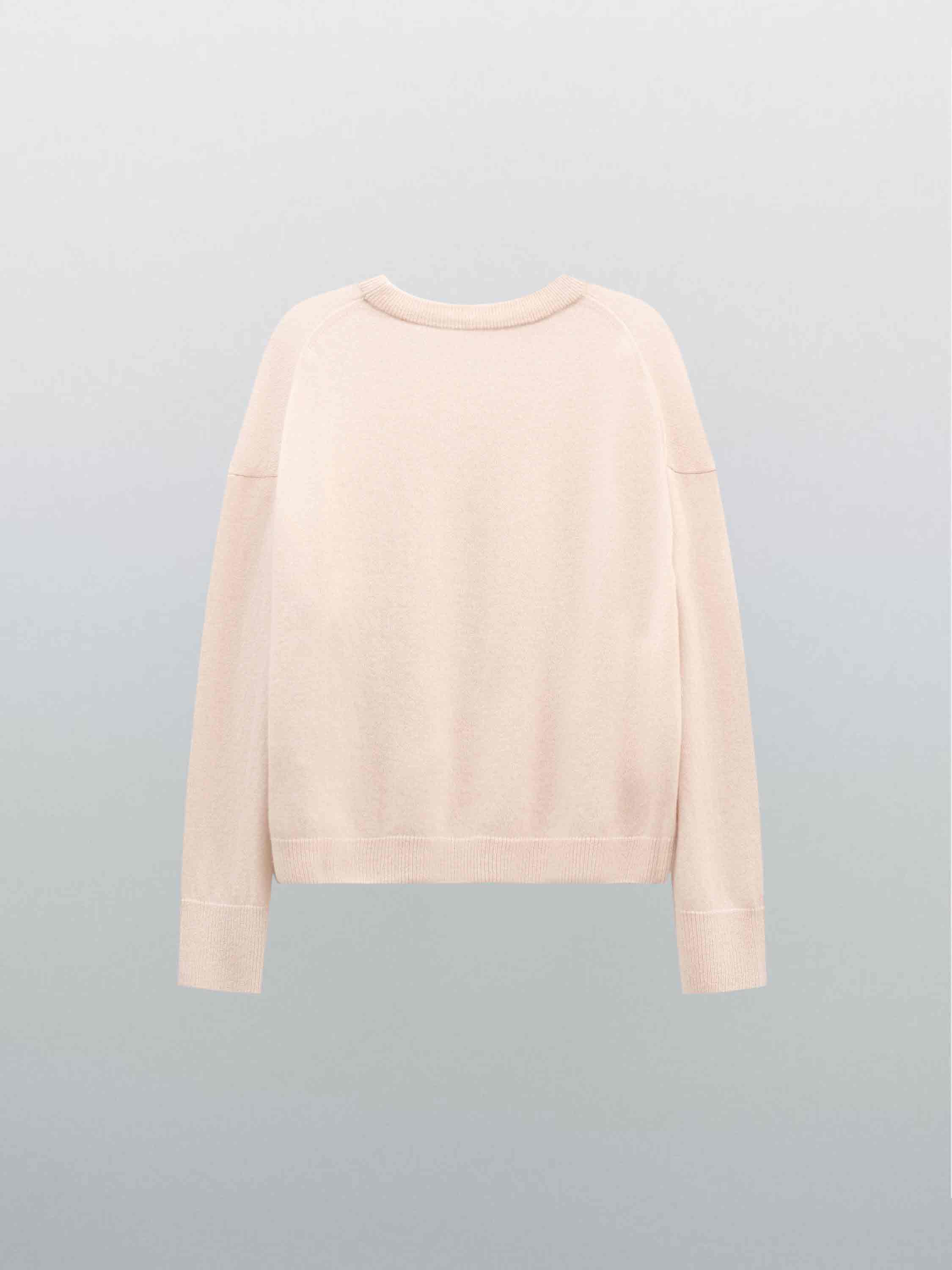 Джемпер трикотажный из кашемира Джемпер трикотажный из кашемира