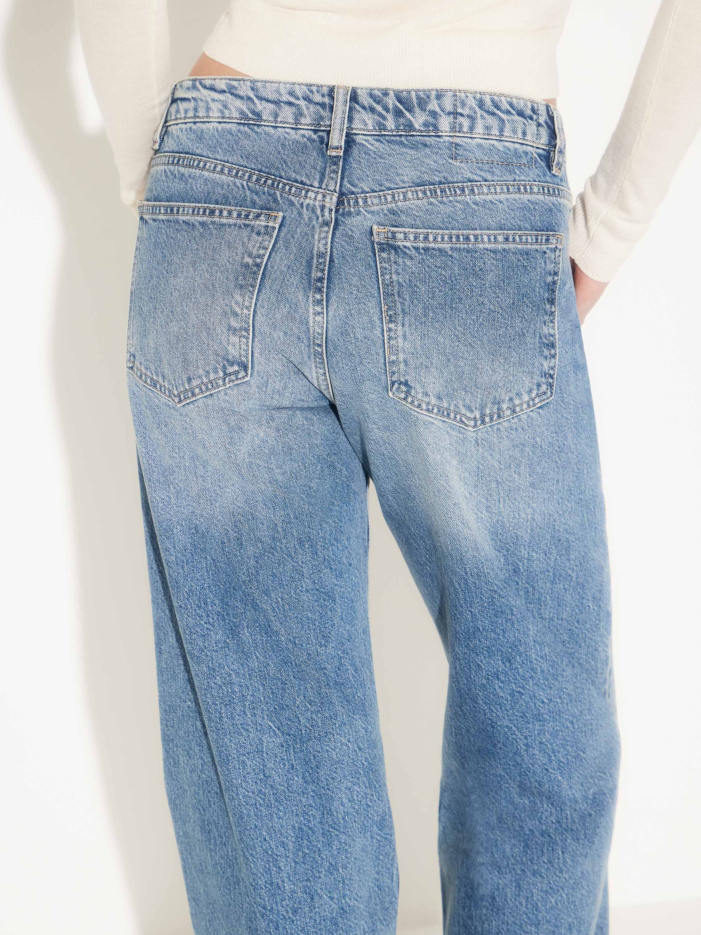 Джинсы прямые Джинсы прямые