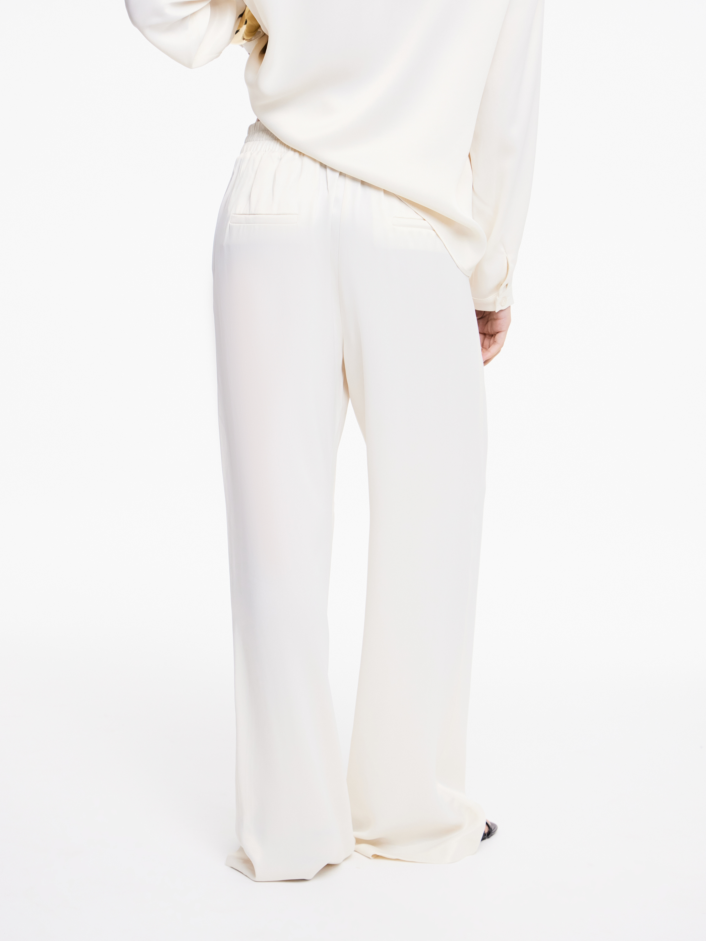 Брюки из 100% района Брюки из 100% района