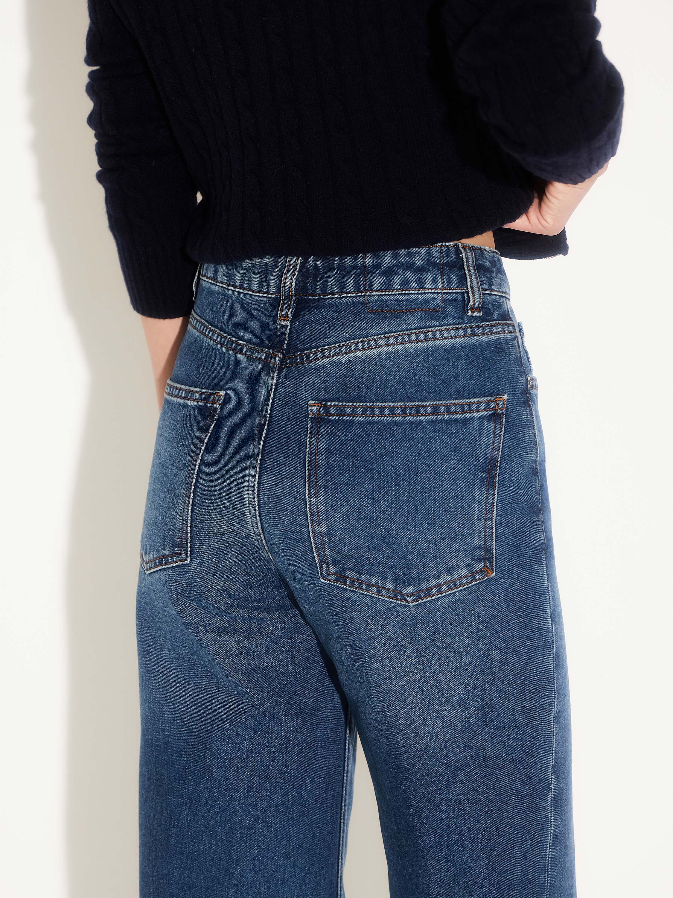 Джинсы широкие Джинсы широкие