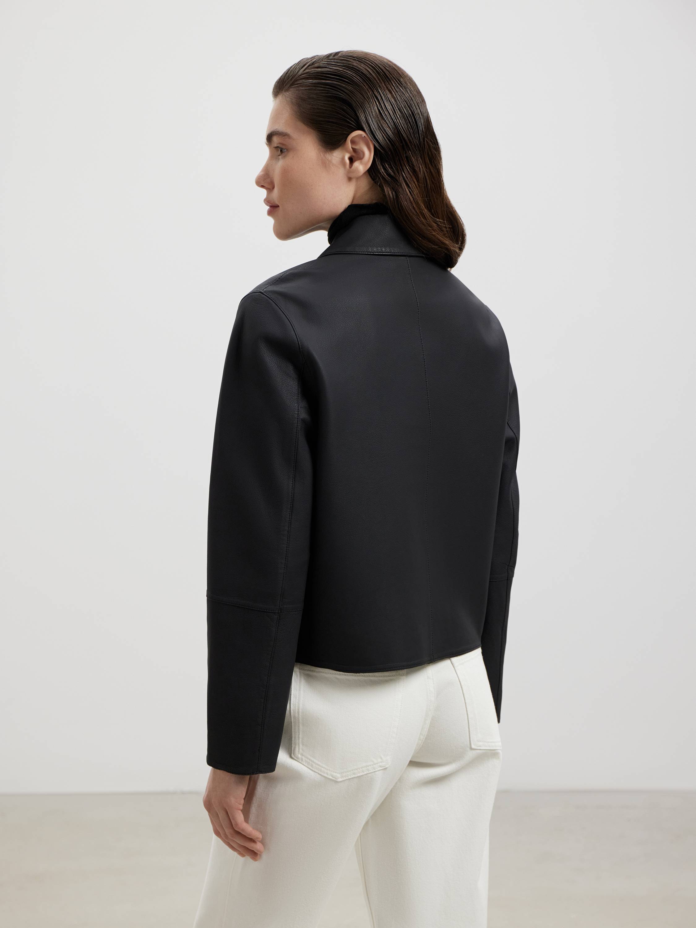 Куртка из натуральной кожи Куртка из натуральной кожи