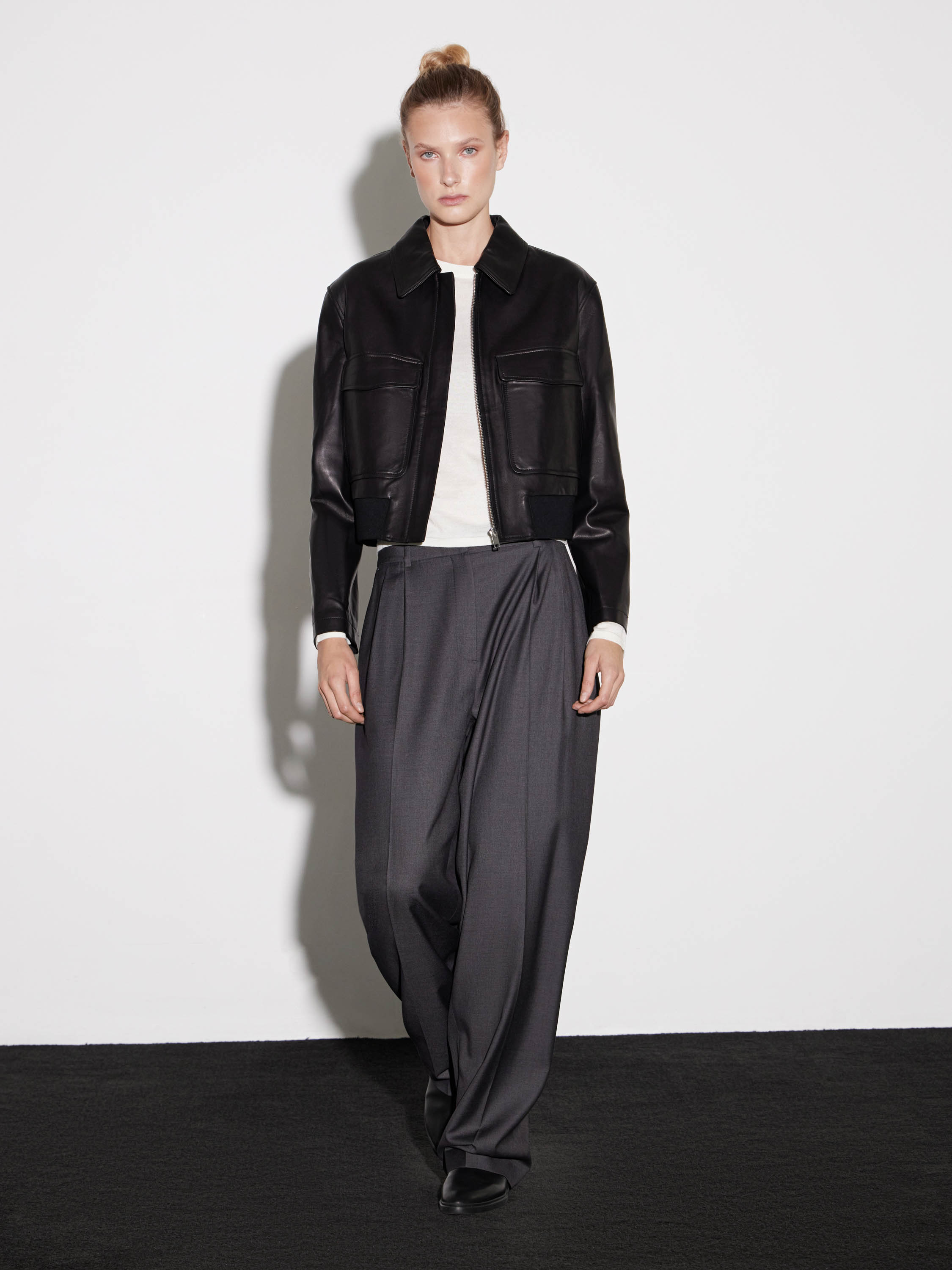 Куртка из кожи Куртка из кожи