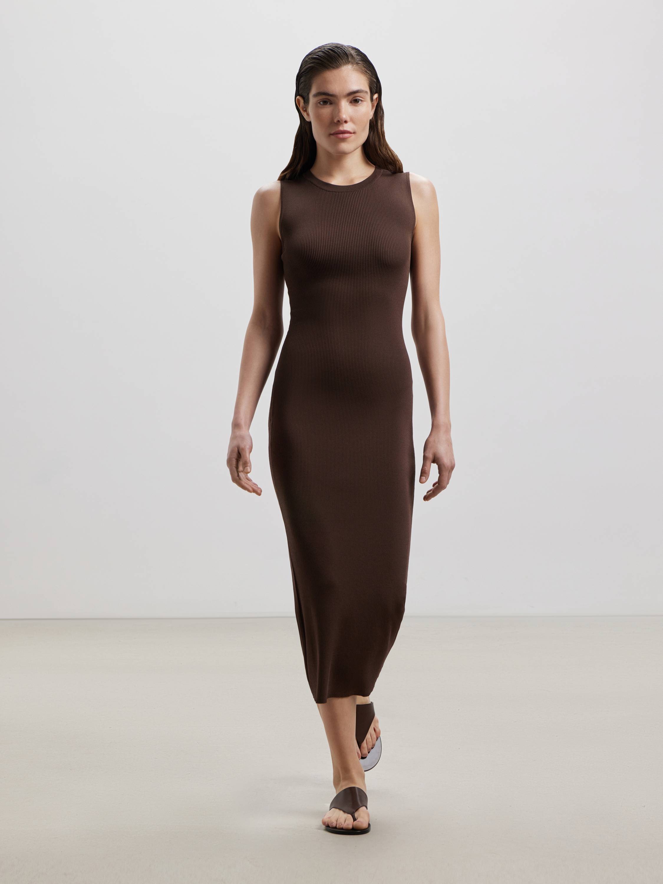 Платье миди в рубчик Платье миди в рубчик