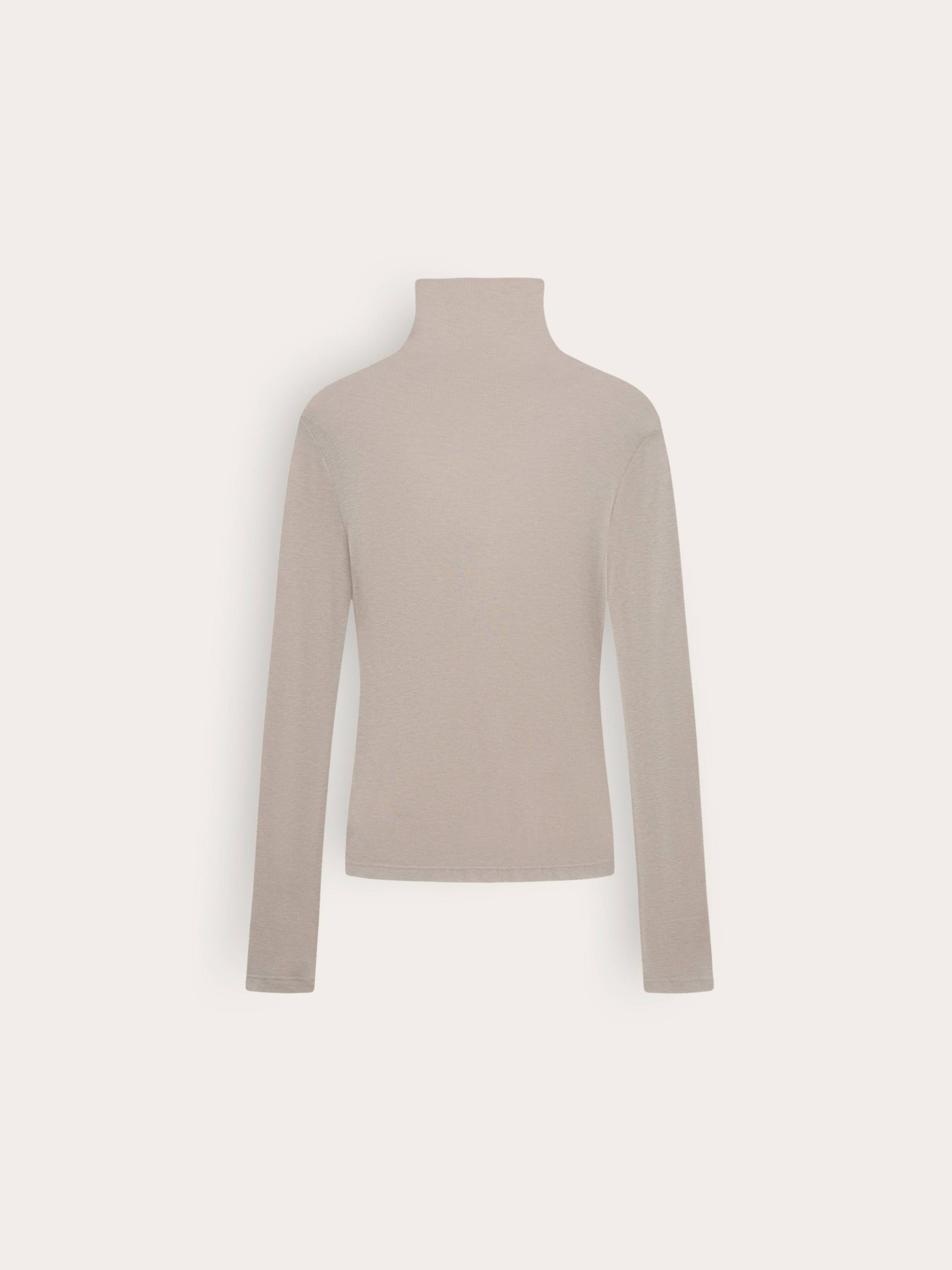 Водолазка из полупрозрачного трикотажа Водолазка из полупрозрачного трикотажа