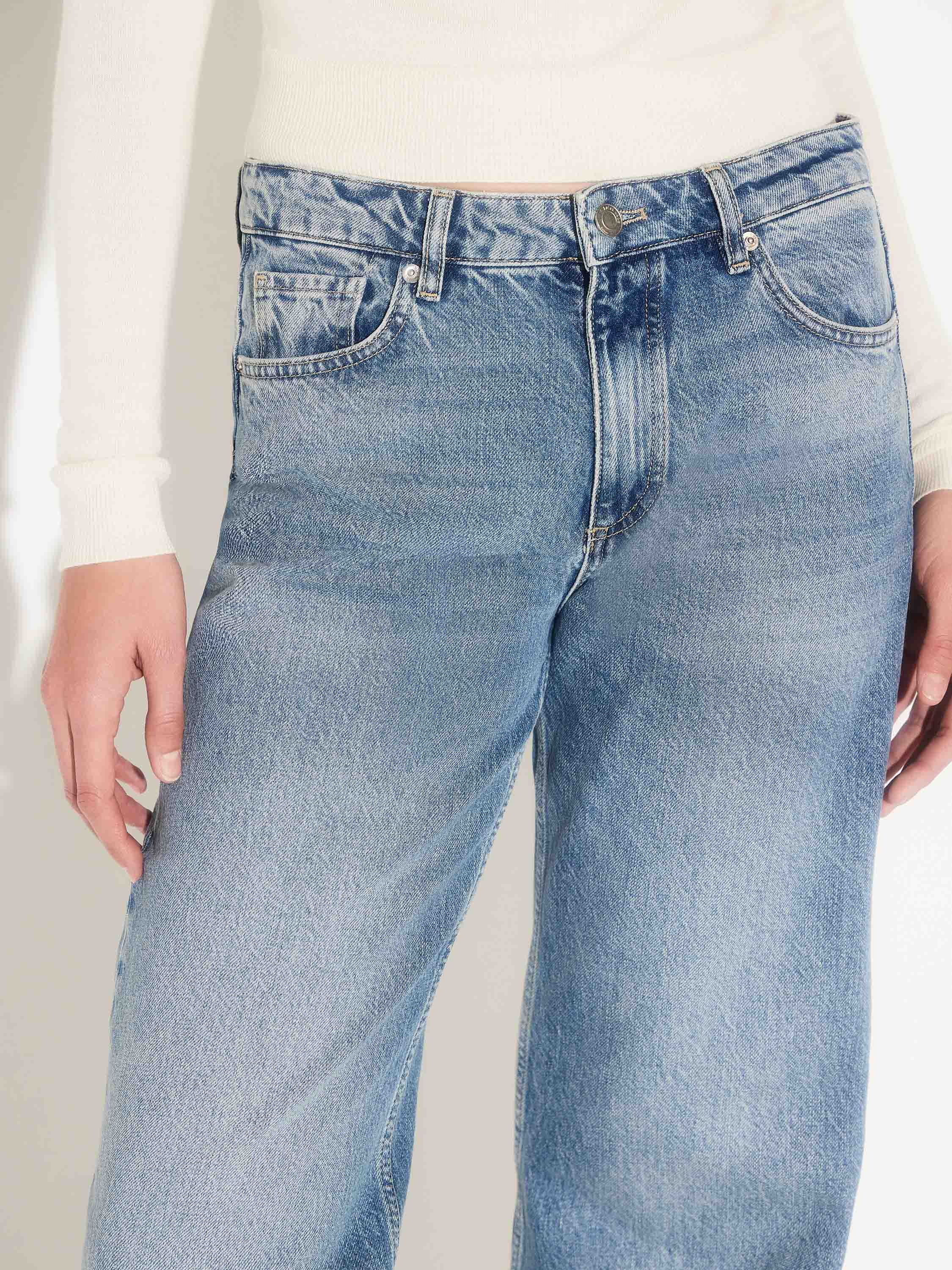 Джинсы прямые Джинсы прямые