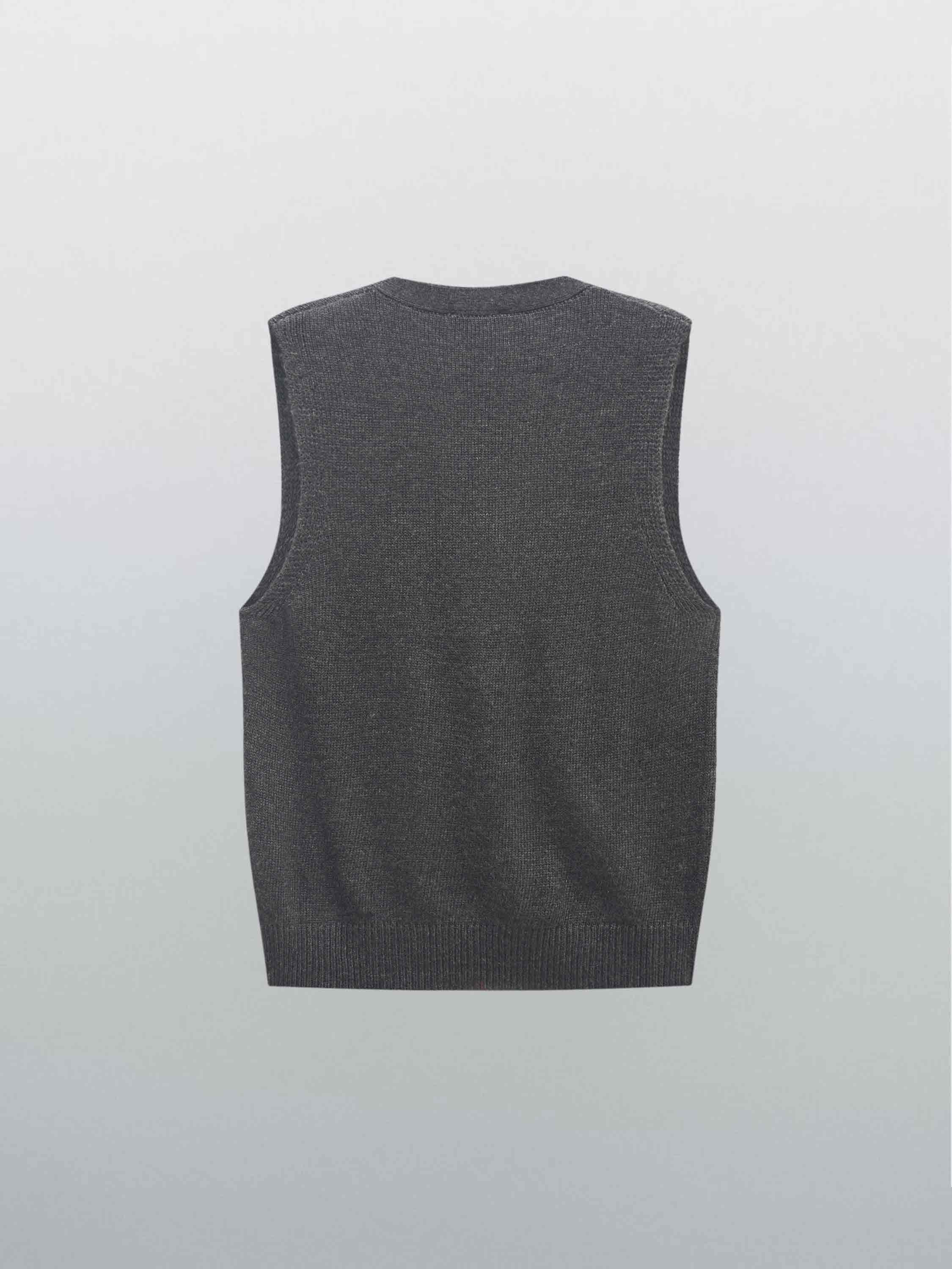 Жилет трикотажный с v-вырезом Жилет трикотажный с v-вырезом