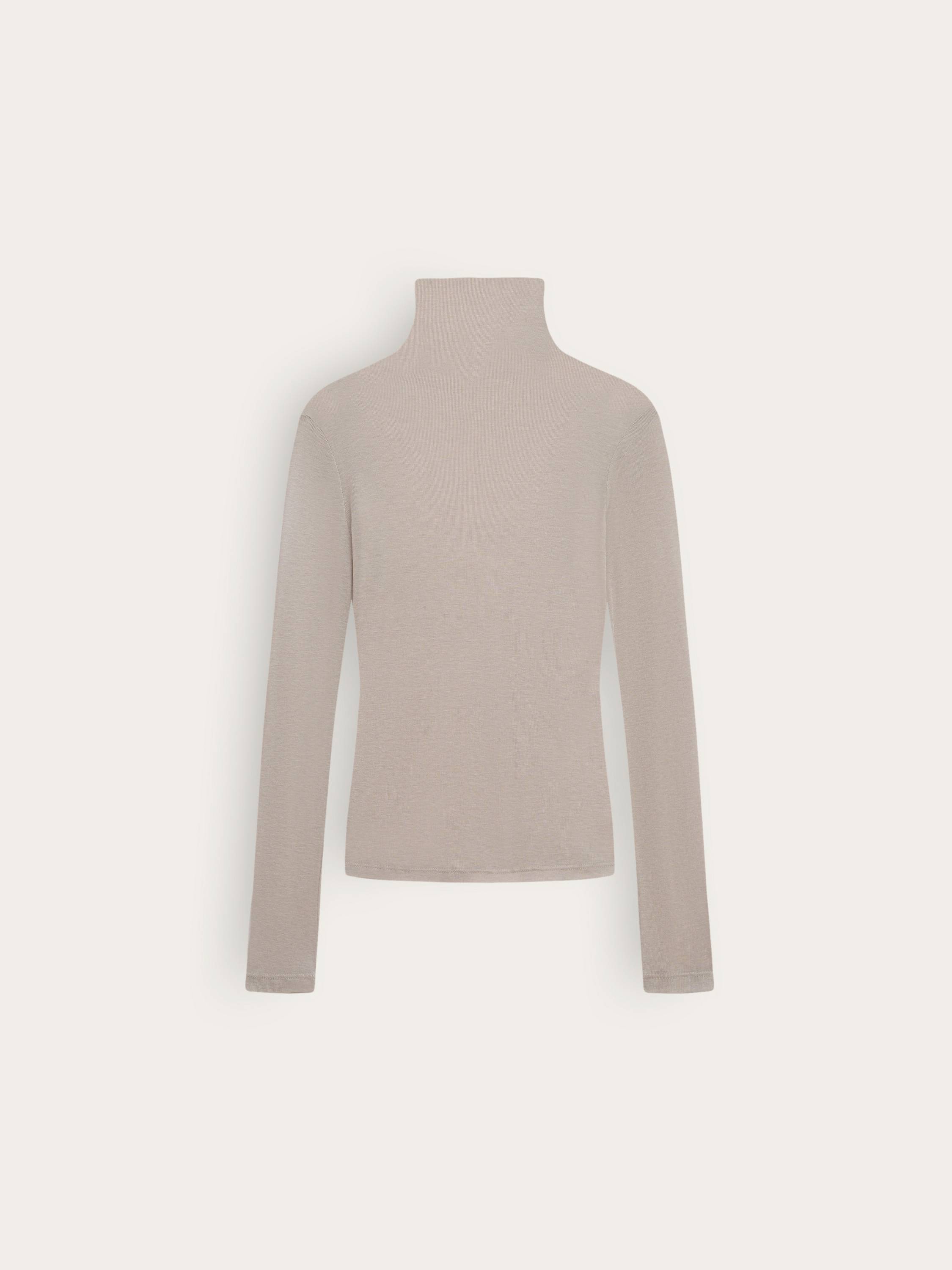 Водолазка из полупрозрачного трикотажа Водолазка из полупрозрачного трикотажа