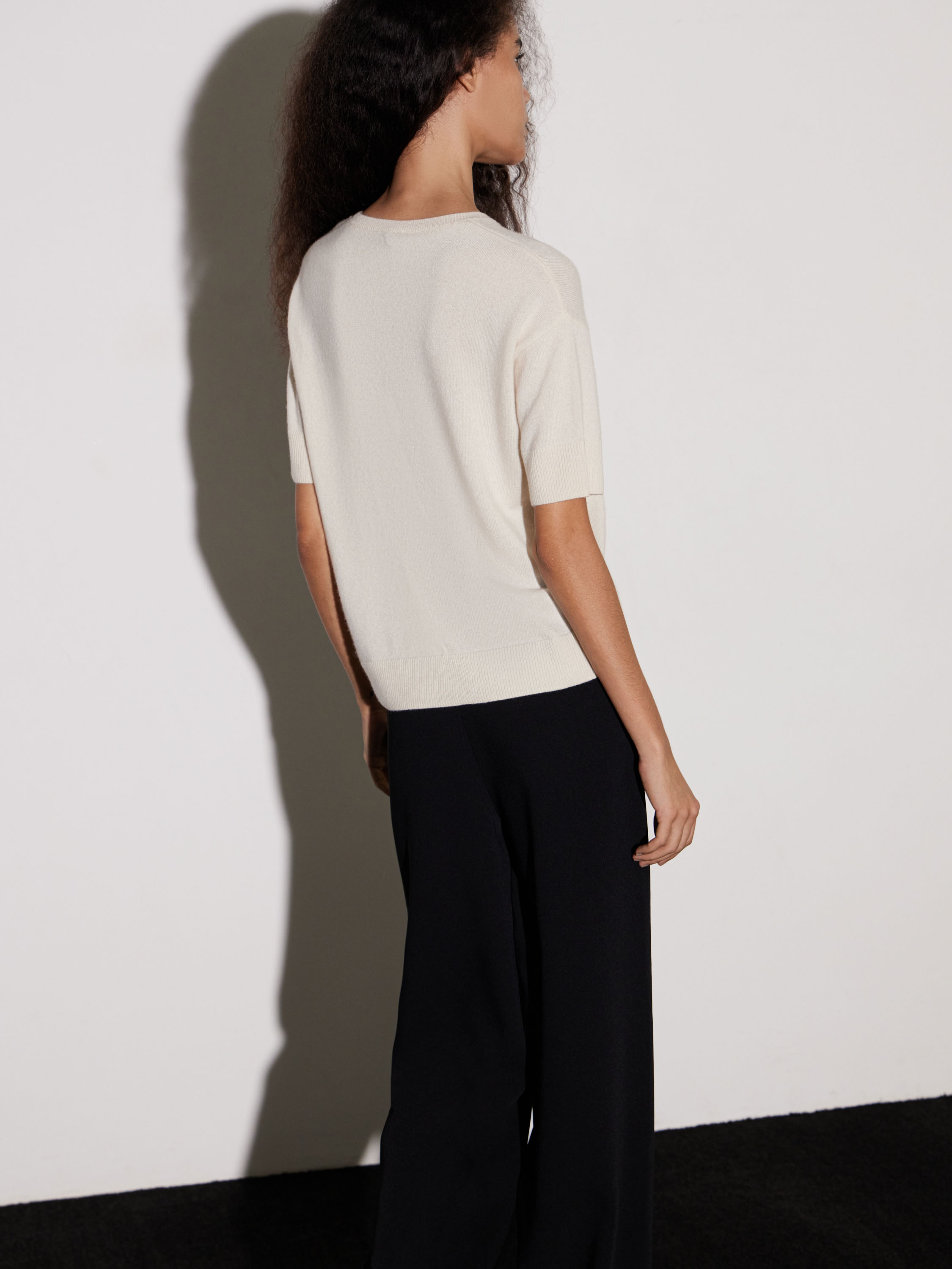 Топ из 100% кашемира Топ из 100% кашемира