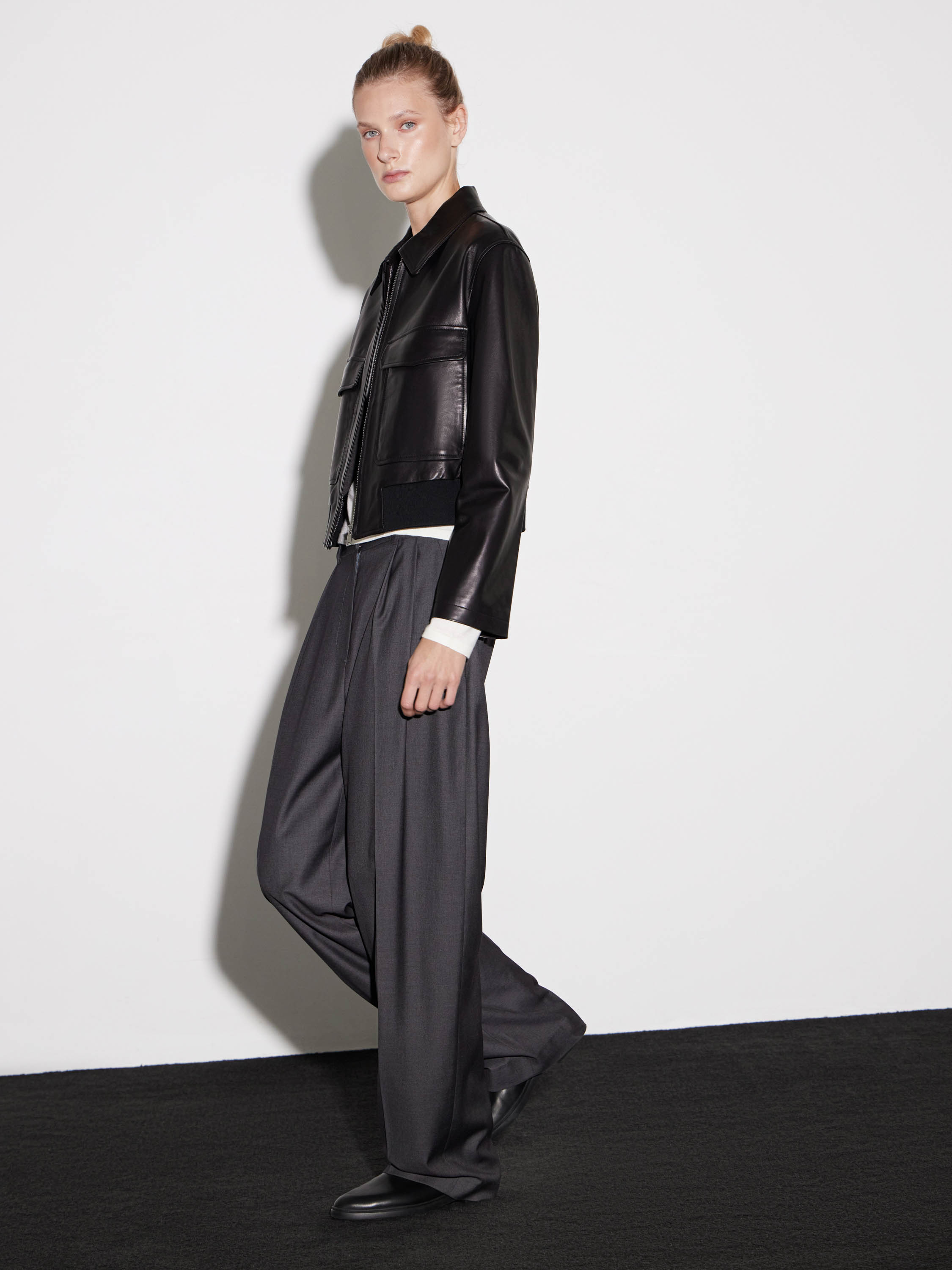 Куртка из кожи Куртка из кожи